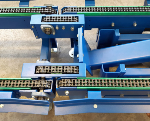 chain conveyor blue