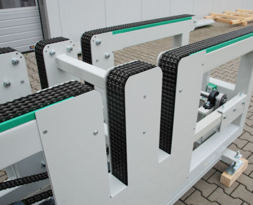 chain conveyor white