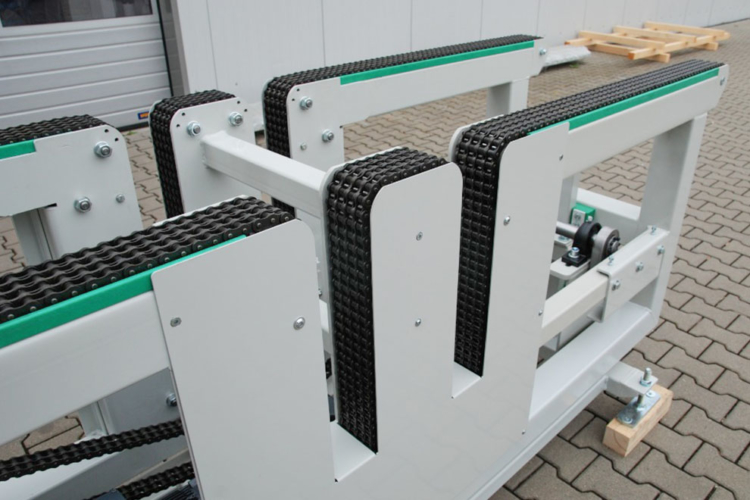 chain conveyor white