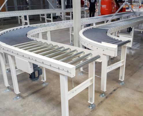 Roller conveyor curve