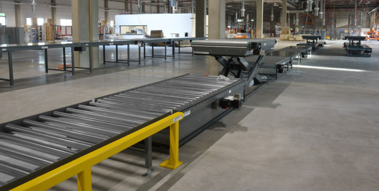 Desk Assembly Line Assembly line assembly of office desks - ALFOTEC