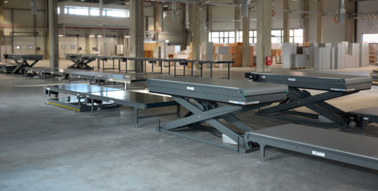 Assembly line assembly of office desks - ALFOTEC